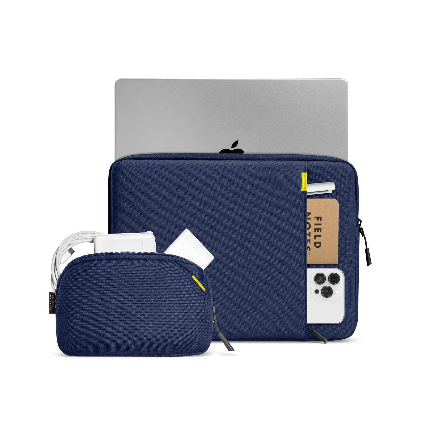 Granatowe etui na laptopa i akcesoria, z kieszenią na telefon i notes, idealne do biura