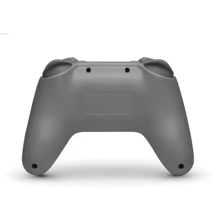 Tył szarego bezprzewodowego gamepada, ergonomiczny uchwyt do gier