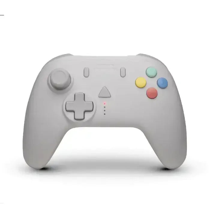 Biały bezprzewodowy gamepad z kolorowymi przyciskami, akcesorium do komputera