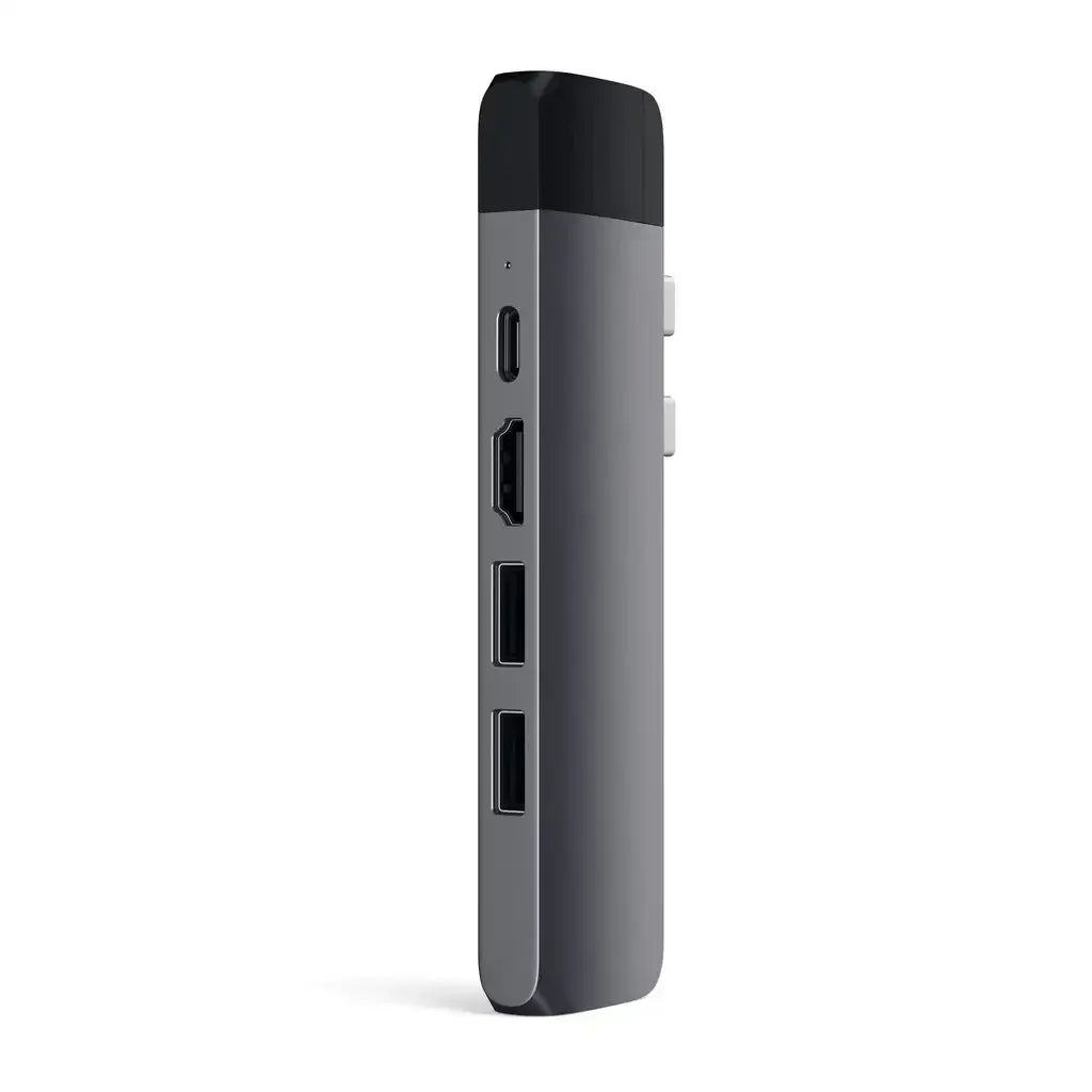 Adapter USB-C z portami HDMI, USB i Ethernet, akcesorium do biura typu desk setup