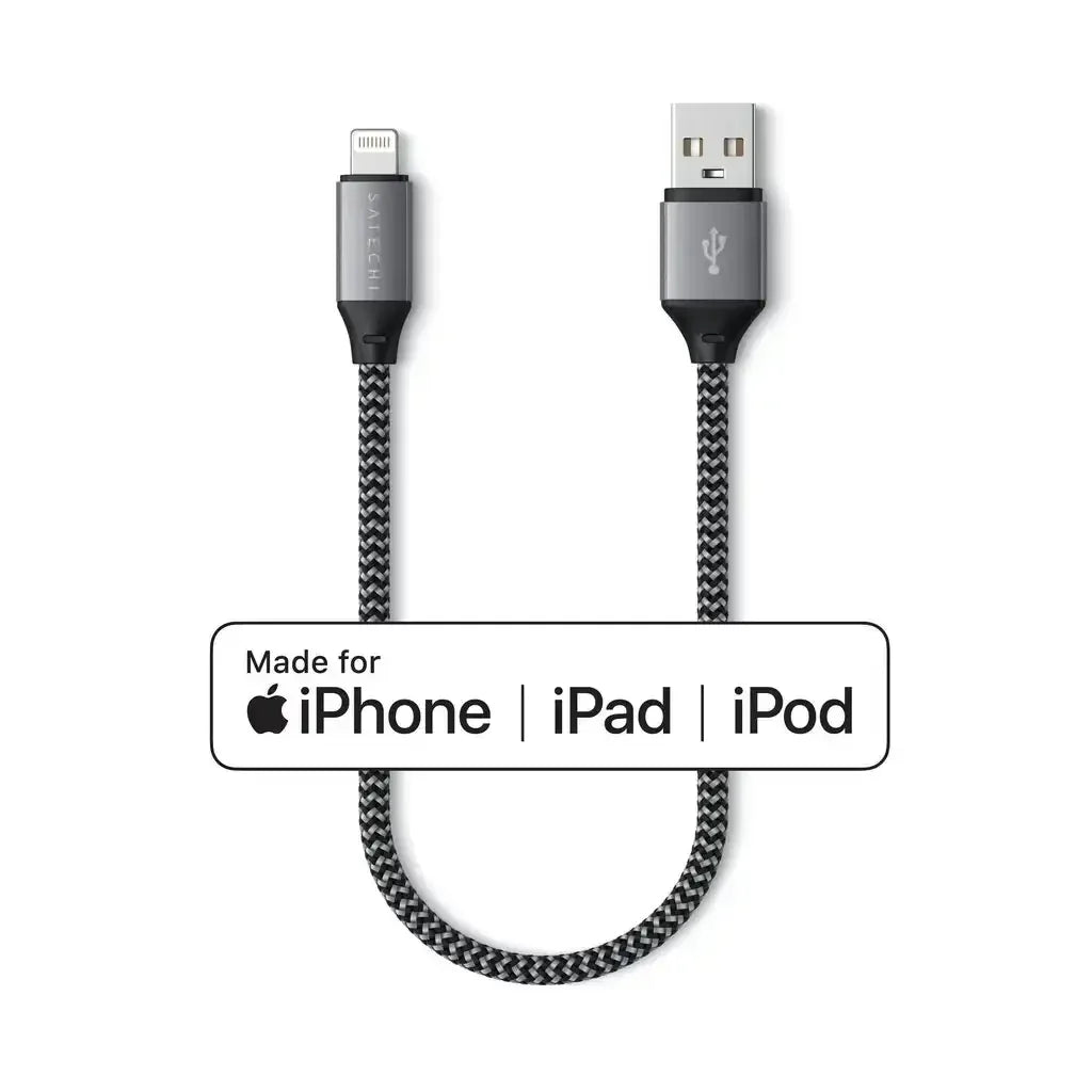 pleciony kabel USB-A do Lightning do iPhone, iPad, iPod, widok na białym tle
