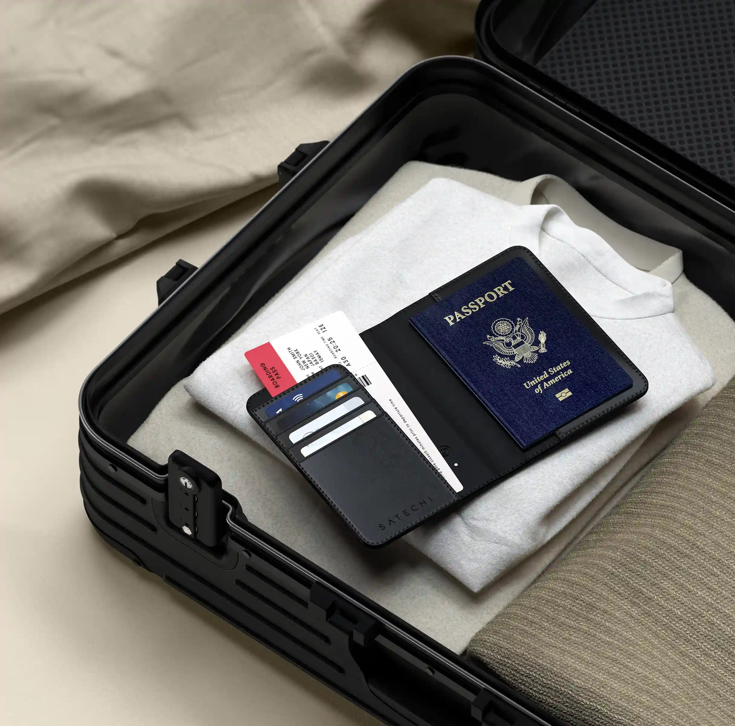 Satechi - Vegan - Leather Passport Cover with Find My - Etui na Paszport z Funkcją Śledzenia