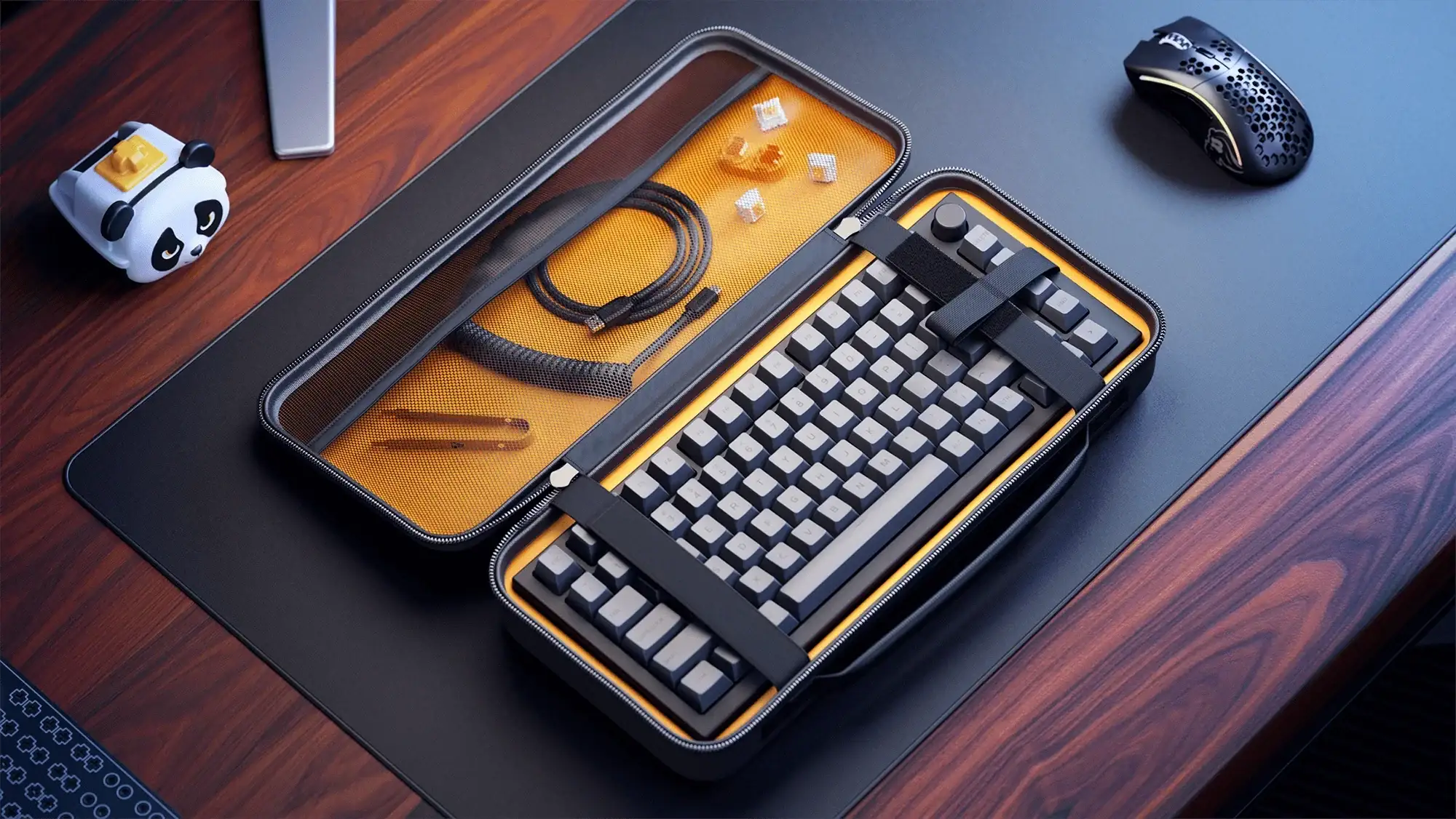 Etui na klawiaturę gamingową Glorious na biurku, z klawiaturą, kablem i przełącznikami