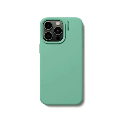 zielone etui na smartfona z trzema aparatami, minimalistyczny design, akcesorium do telefonu
