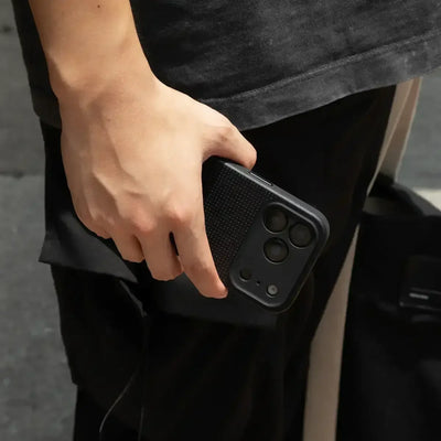 Native Union - Active Case for iPhone 17 / Pro / Pro Max / Air - Etui na iPhone