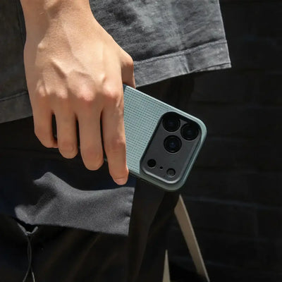 Native Union - Active Case for iPhone 17 / Pro / Pro Max / Air - Etui na iPhone