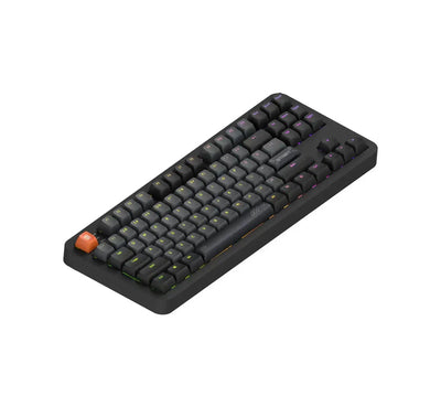 Czarna klawiatura mechaniczna RGB z podświetleniem, pomarańczowym klawiszem i minimalistycznym designem