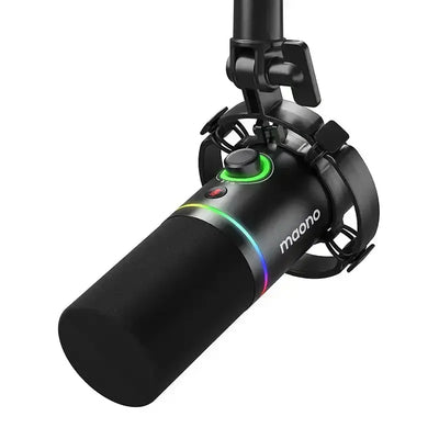 czarny mikrofon pojemnościowy na statywie z podświetleniem RGB, idealny do home office