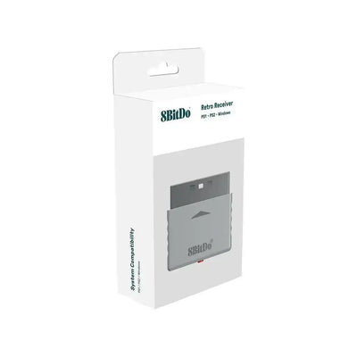 Adapter bezprzewodowy USB 8BitDo Retro Receiver do PS1, PS2 i Windows na białym tle