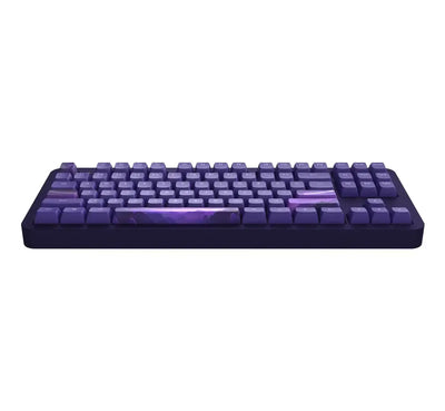 Fioletowa klawiatura mechaniczna z personalizowanymi keycapami do biura i home office
