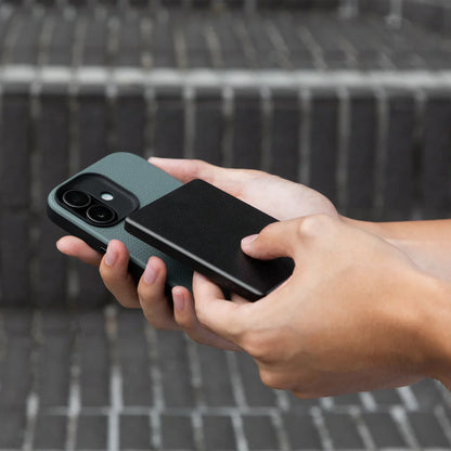 Native Union - Active Power Bank With MagSafe Wireless Charging - Powerbank z ładowaniem MagSafe