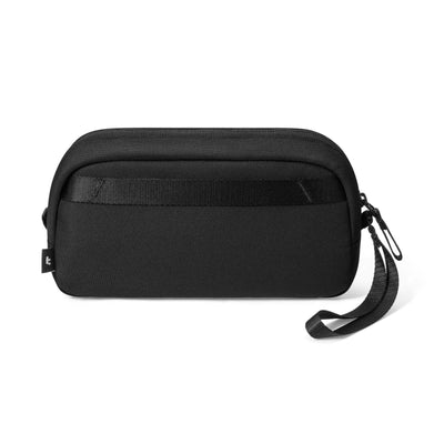 Czarna torba na akcesoria biurowe, eleganckie etui z paskiem na nadgarstek.