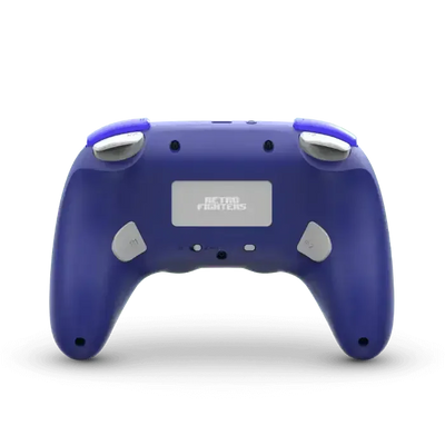 Fioletowy bezprzewodowy kontroler do gier z dodatkowymi przyciskami, widok z tyłu