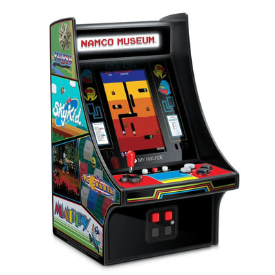 mini automat arcade Namco Museum z joystickiem, klasyczne gry retro, kolorowe grafiki