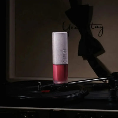 Lofree - Gloss Power Bank 5K - Powerbank w Kształcie Szminki
