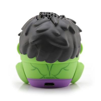 Tylny widok figurki Hulk, zielony gadżet biurkowy z portem ładowania USB