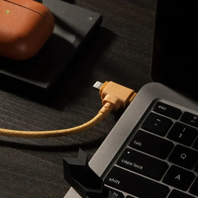 Native Union - Belt Cable Duo Pro 1.5M 2-in-1  (USB-C to USB-C & Lightning) - Kabel USB-C - USB-C i Lightning