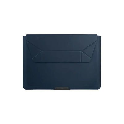 Granatowe etui na laptopa, minimalistyczny design, akcesorium biurowe do home office