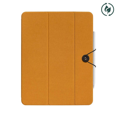 Ekologiczne etui kraft na iPad z miejscem na rysik, zamykane gumką, minimalistyczne.