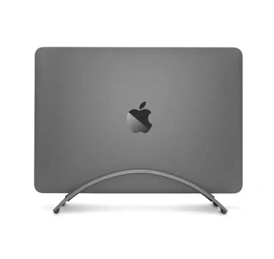 Stojak na laptopa w kolorze szarym, z aluminiowym MacBookiem, akcesoria biurowe do biurka