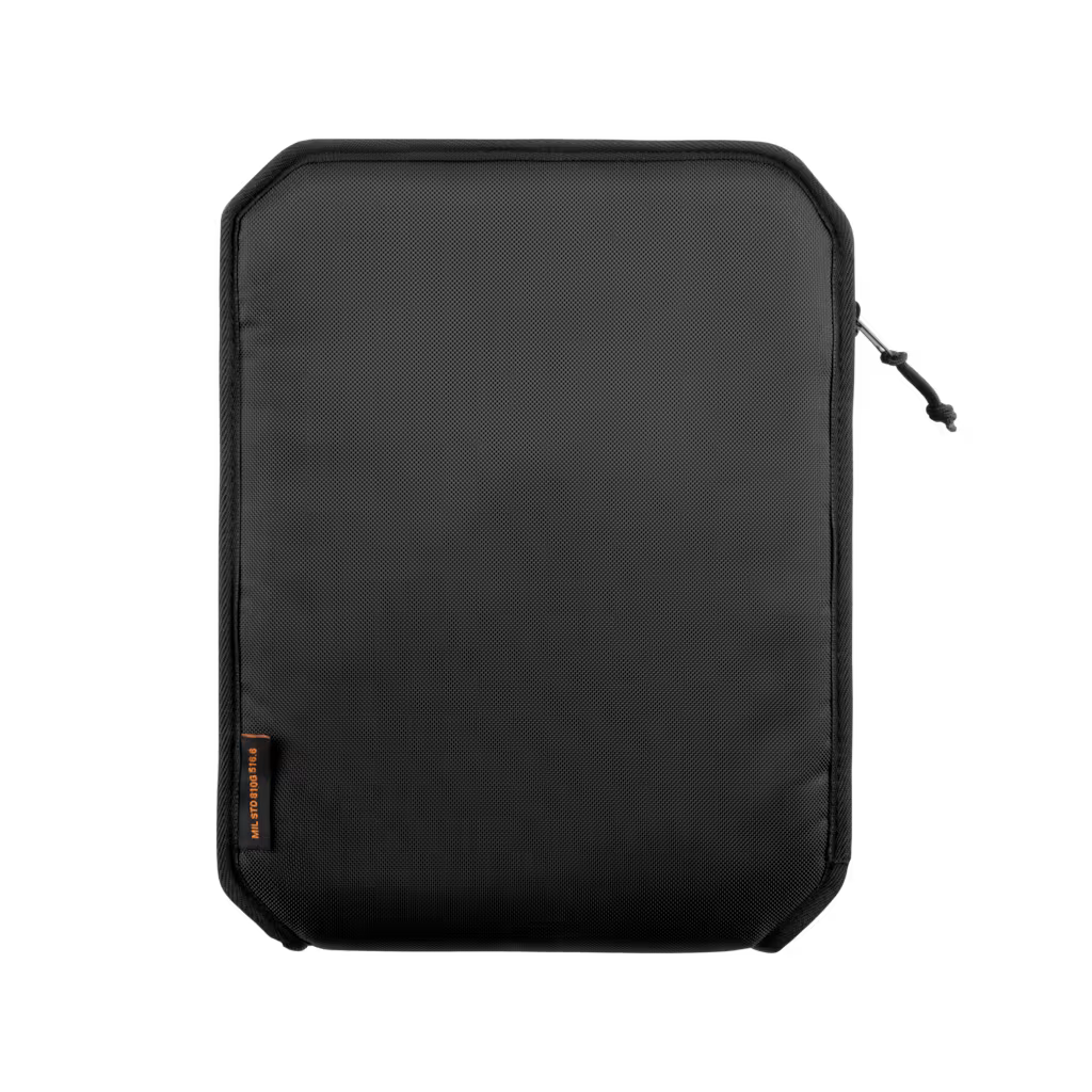 UAG - 11" Shock Sleeve Lite - Pokrowiec na iPada