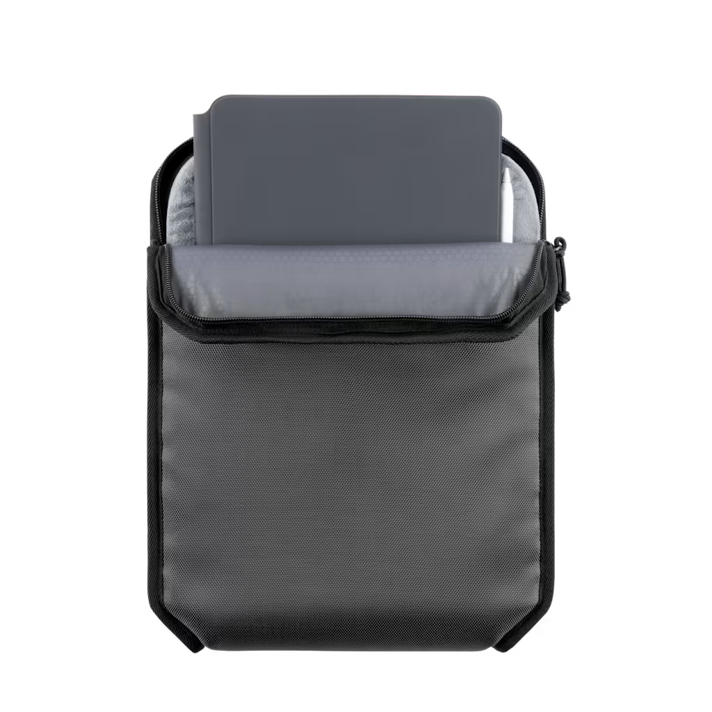 UAG - 11" Shock Sleeve Lite - Pokrowiec na iPada