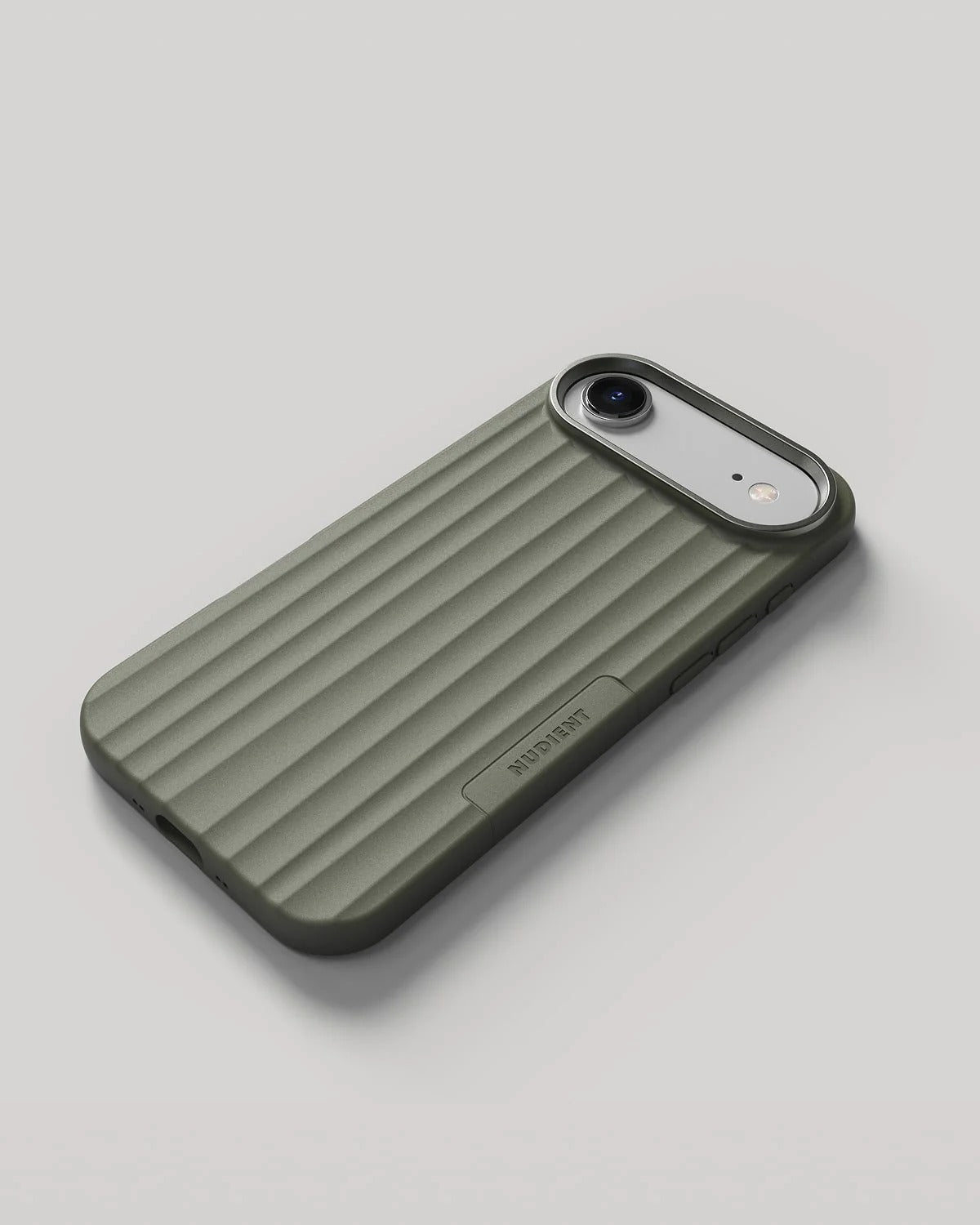 Nudient - Bold Case for iPhone 17 / Air / Pro / Pro Max - Etui z MagSafe na iPhone 17 / Air / Pro / Pro Max