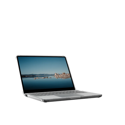 Laptop w przezroczystym etui, idealny do Home Office i desk setupu, z ekranem pokazującym krajobraz