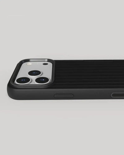 Nudient - Bold Case for iPhone 17 / Air / Pro / Pro Max - Etui z MagSafe na iPhone 17 / Air / Pro / Pro Max