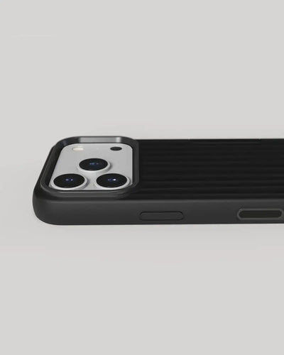 Nudient - Bold Case for iPhone 17 / Air / Pro / Pro Max - Etui z MagSafe na iPhone 17 / Air / Pro / Pro Max