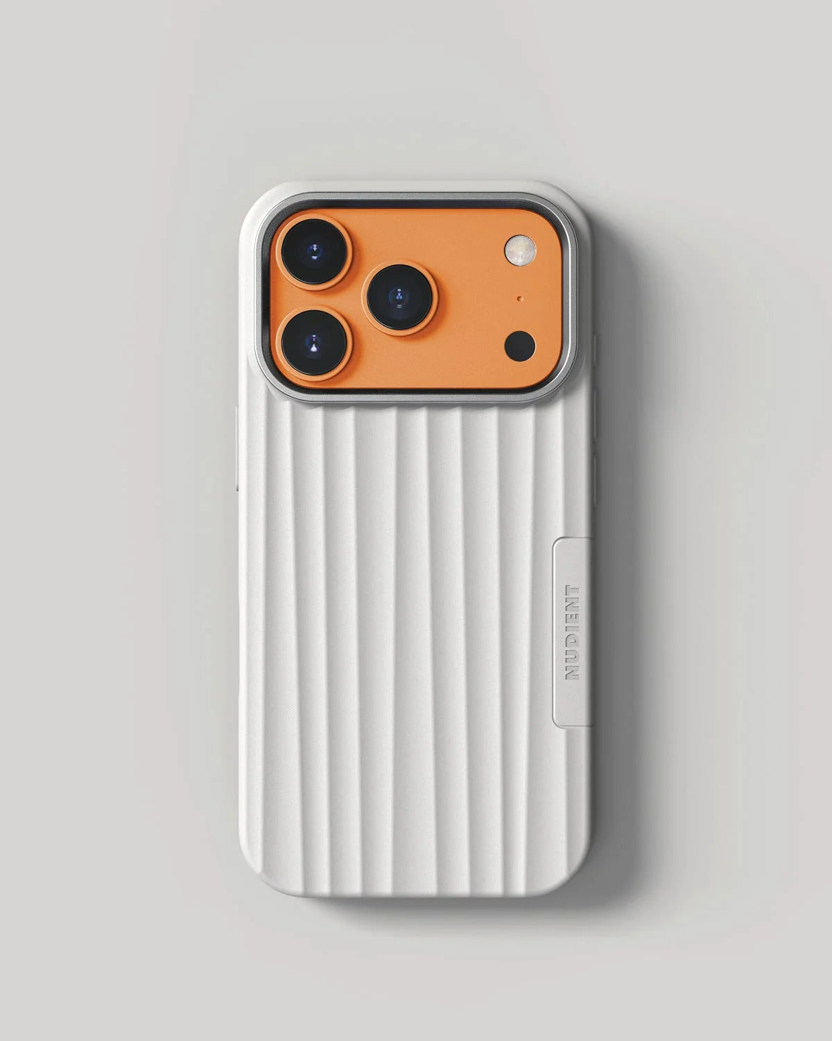 Nudient - Bold Case for iPhone 17 / Air / Pro / Pro Max - Etui z MagSafe na iPhone 17 / Air / Pro / Pro Max