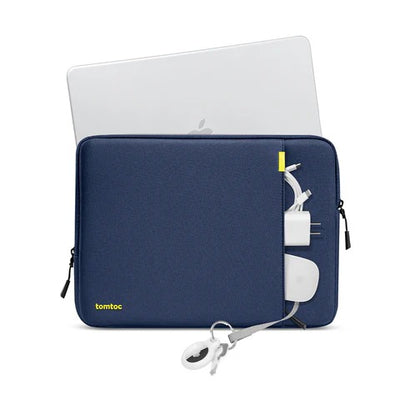 Niebieska torba na laptopa z kieszeniami na akcesoria, idealna do home office i desk setupu