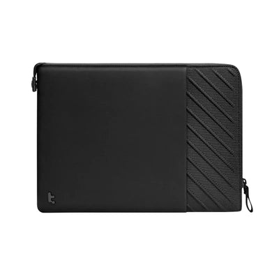 Czarna torba na laptopa, minimalistyczny pokrowiec z ozdobnym wzorem, akcesoria biurowe