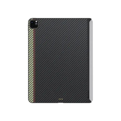 Etui z włókna karbonowego na iPad 2022, czarne z kolorowym paskiem, dedykowane akcesorium ochronne.