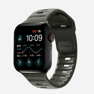 czarny smartwatch z zielonym silikonowym paskiem, wyświetlacz z pogodą i datą