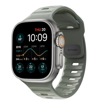 Nowoczesny smartwatch z jasnym wyświetlaczem i silikonowym paskiem, idealny do home office