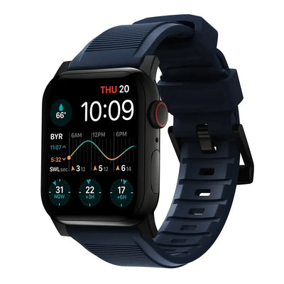 Czarny smartwatch z granatowym paskiem, kolorowy wyświetlacz, nowoczesny design