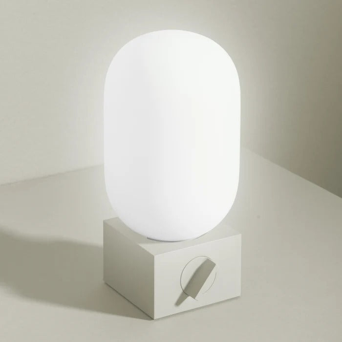 Native Union - Pop Light Portable Light & Powerbank Sandstone - Lampka Bezprzewodowa z Powerbankiem