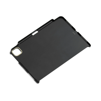 Czarna wegańska skórzana etui magnetyczne na iPad Pro, widok z tyłu, wycięcie na aparat