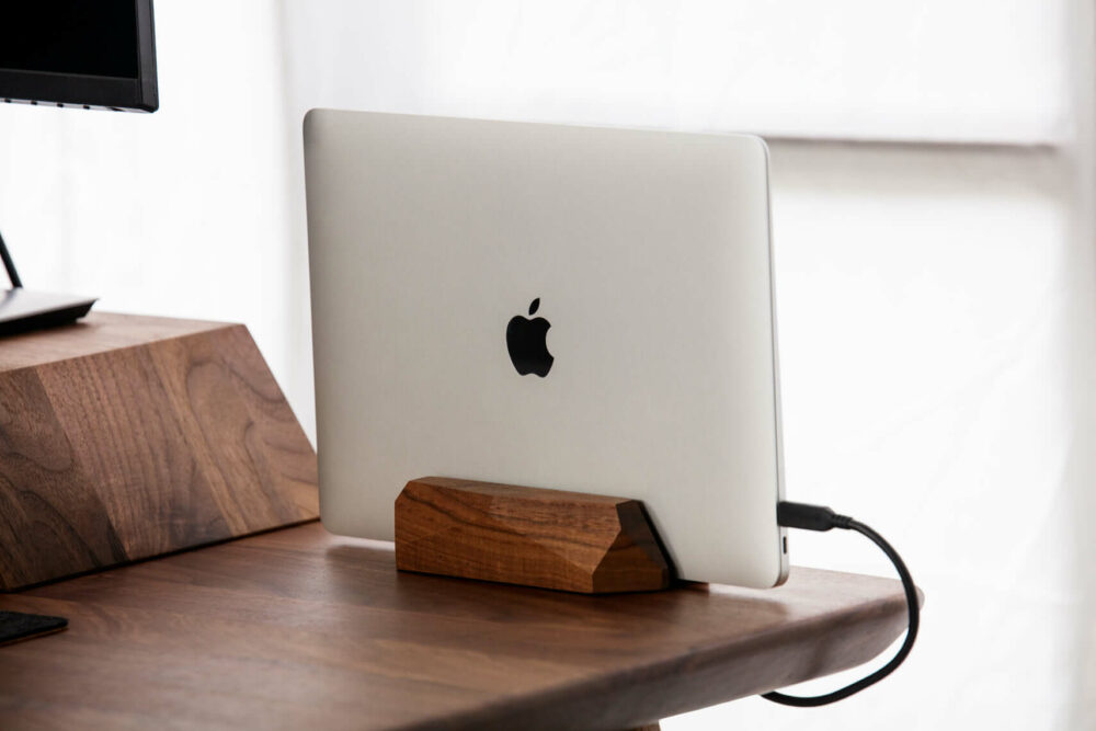 Oakywood - drewniany Pionowy Stojak na Laptopa