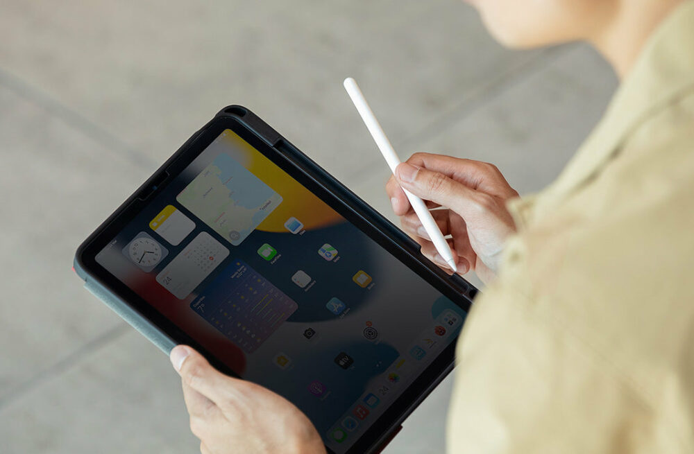 Uniq - Transforma Folio Case - Etui na iPada